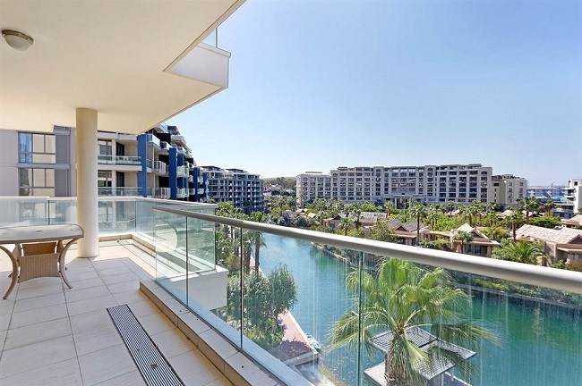Property to rent in Waterfront